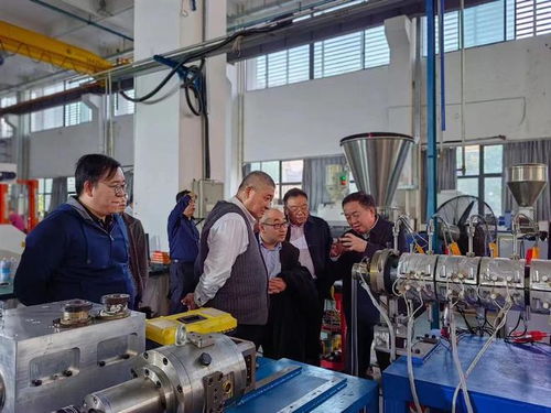 九州星际与华南理工达成战略合作，两位院士引领企业创新发展新篇章